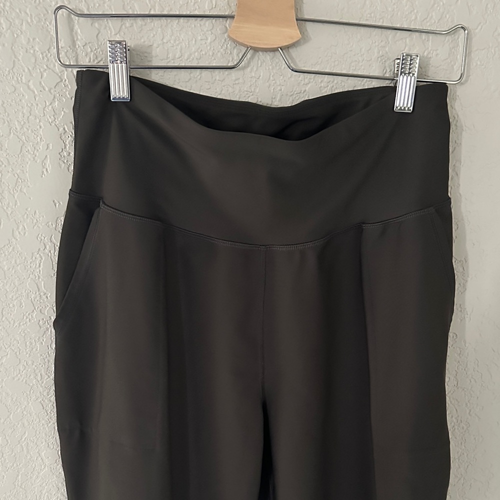 Old Navy Forrest Green Women's Jogger Size L - Picture 3 of 6